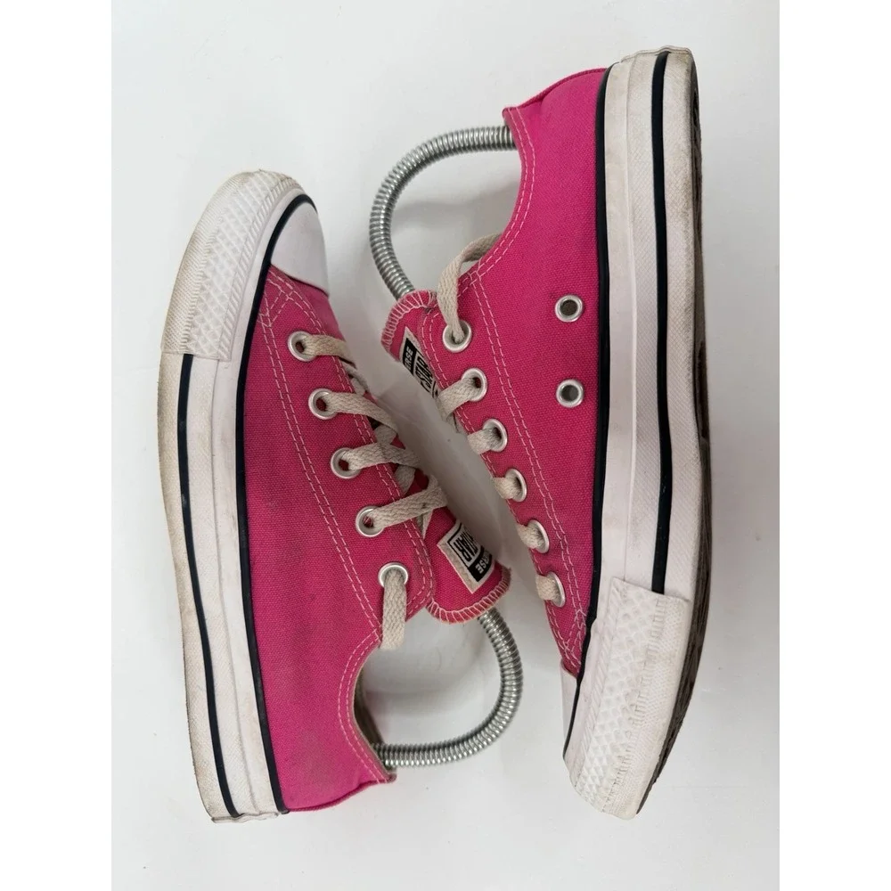 Converse Chuck Taylor All Star Pink Low‎ Top Sneakers Women's 6.5